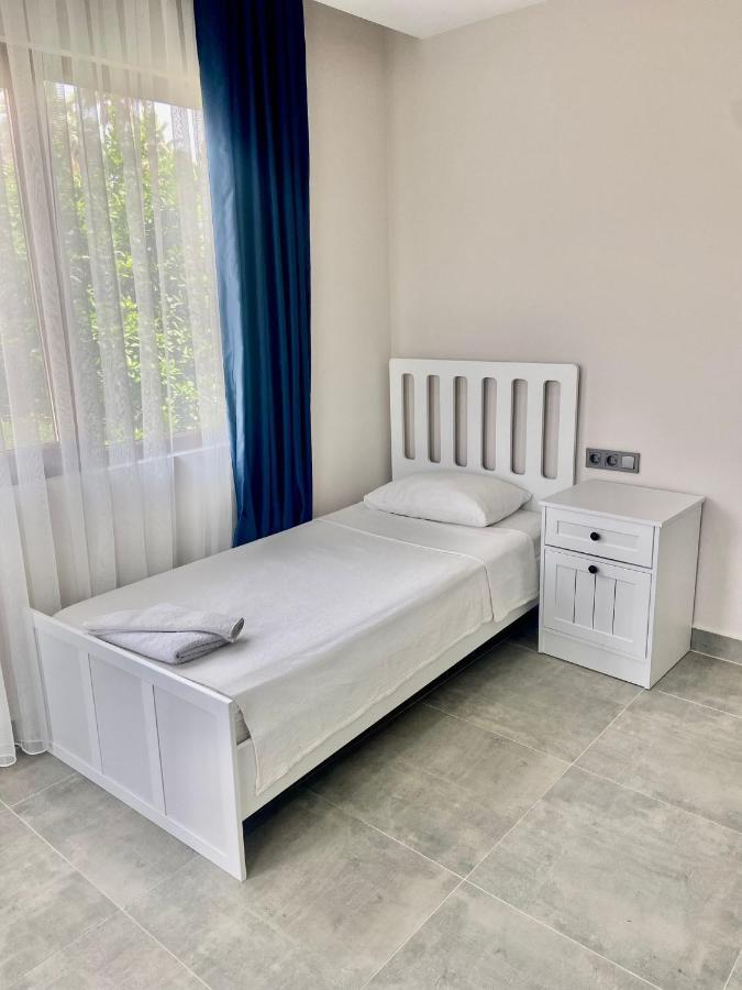 La Sorella Butik Hotel Далян Екстериор снимка
