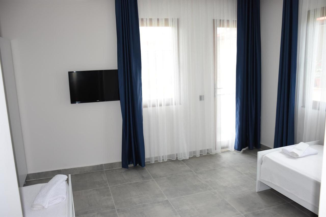 La Sorella Butik Hotel Далян Екстериор снимка