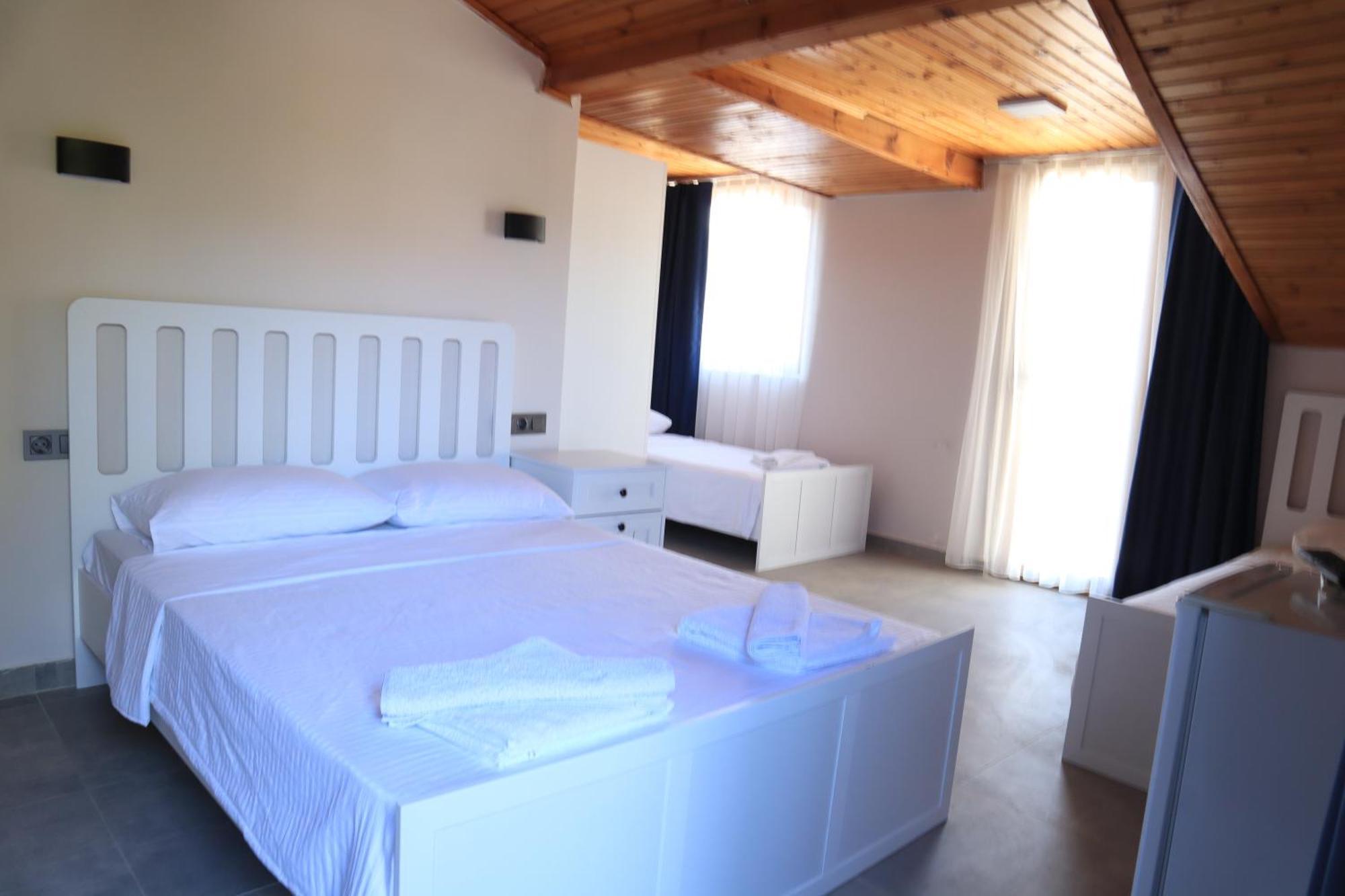 La Sorella Butik Hotel Далян Екстериор снимка