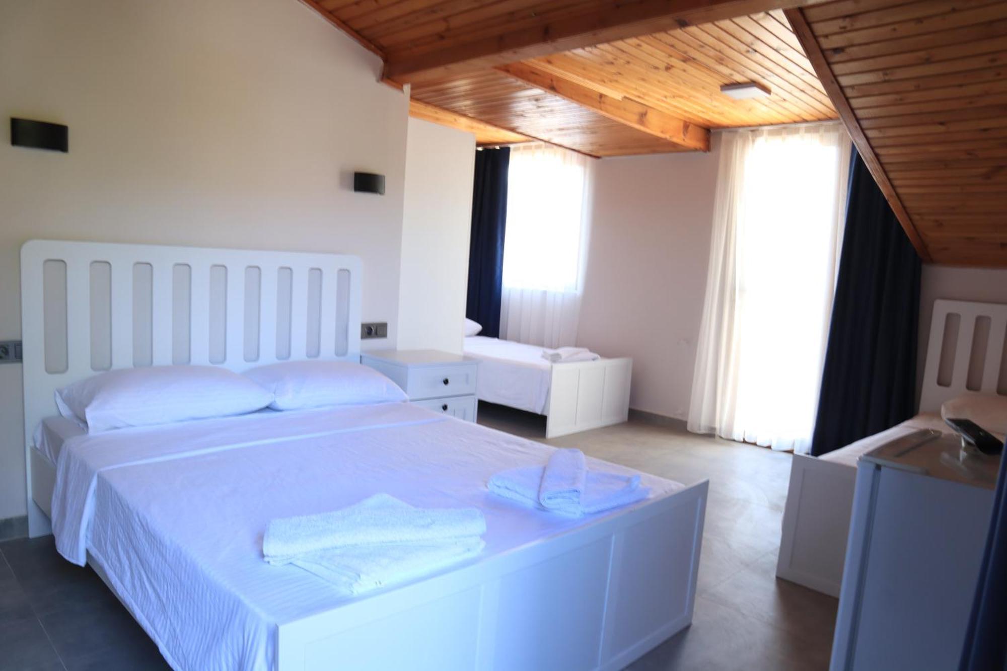 La Sorella Butik Hotel Далян Екстериор снимка