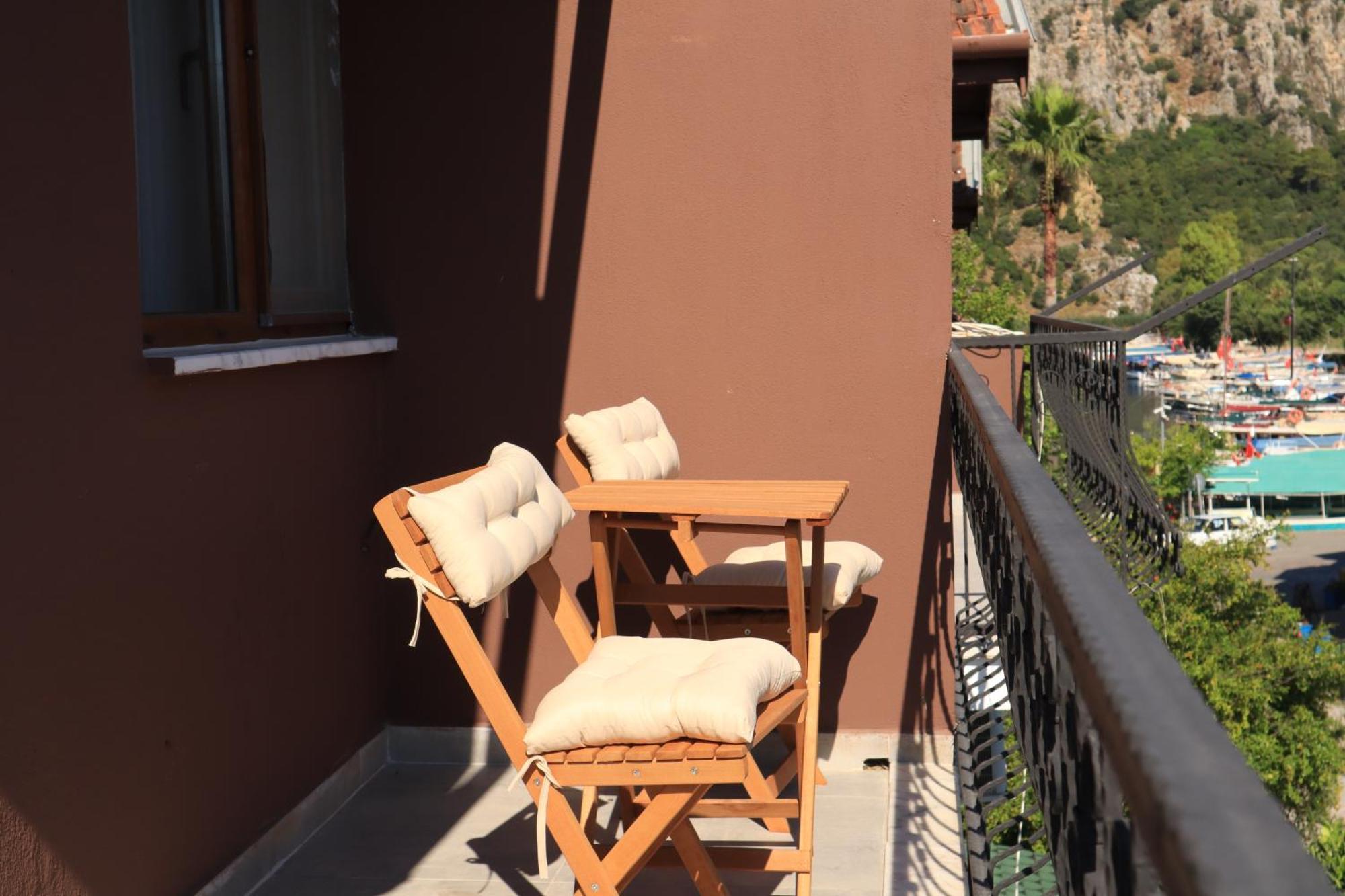La Sorella Butik Hotel Далян Екстериор снимка