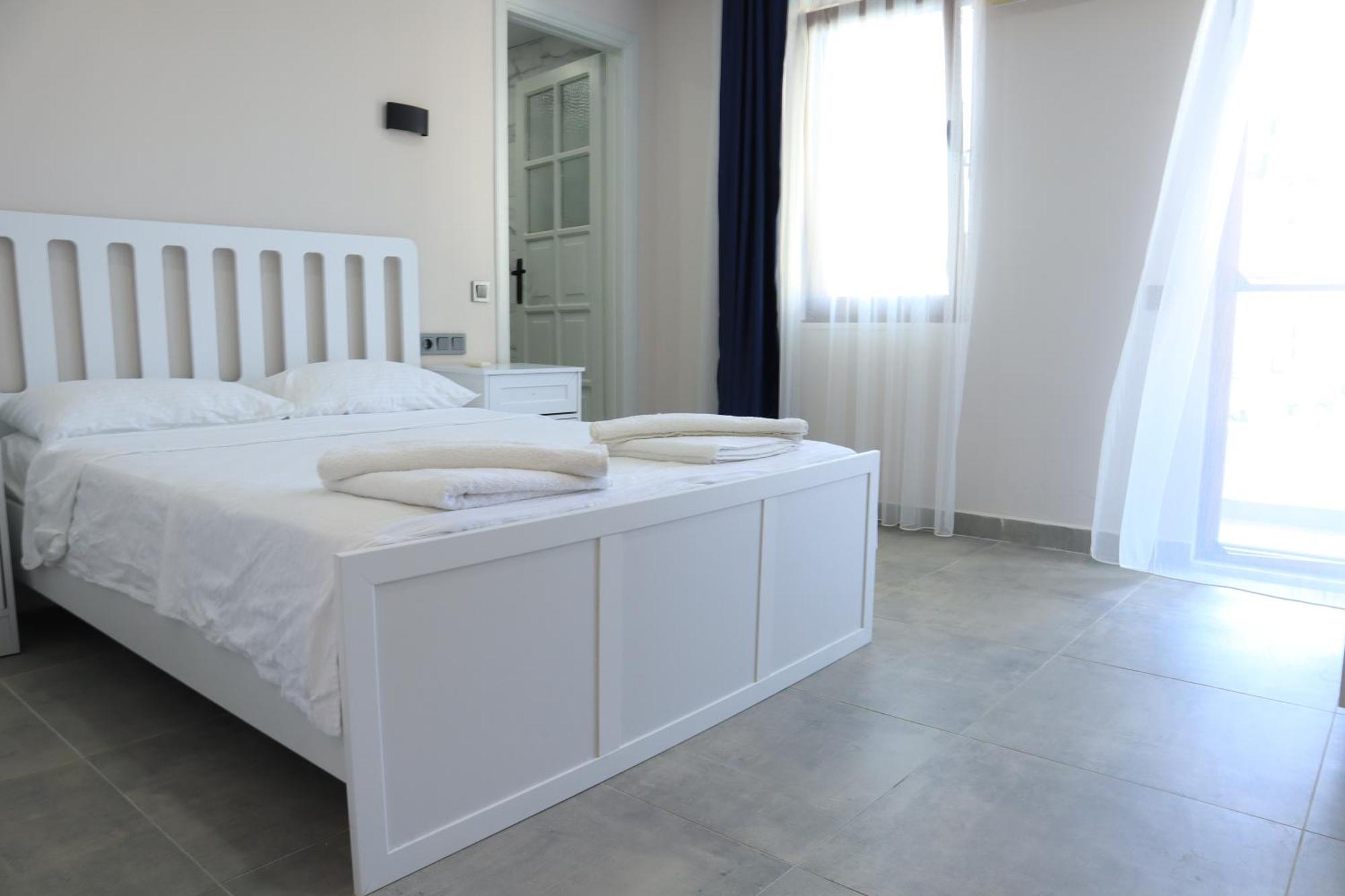La Sorella Butik Hotel Далян Екстериор снимка