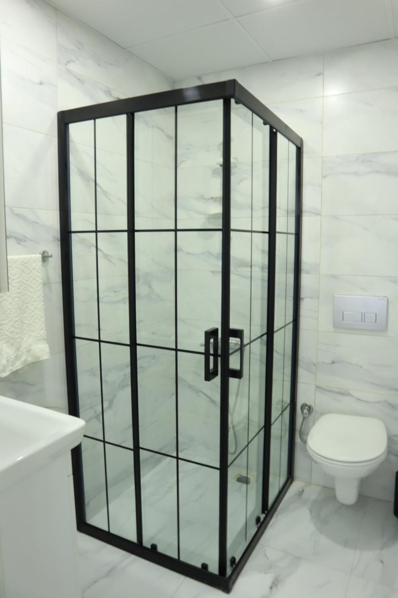 La Sorella Butik Hotel Далян Екстериор снимка