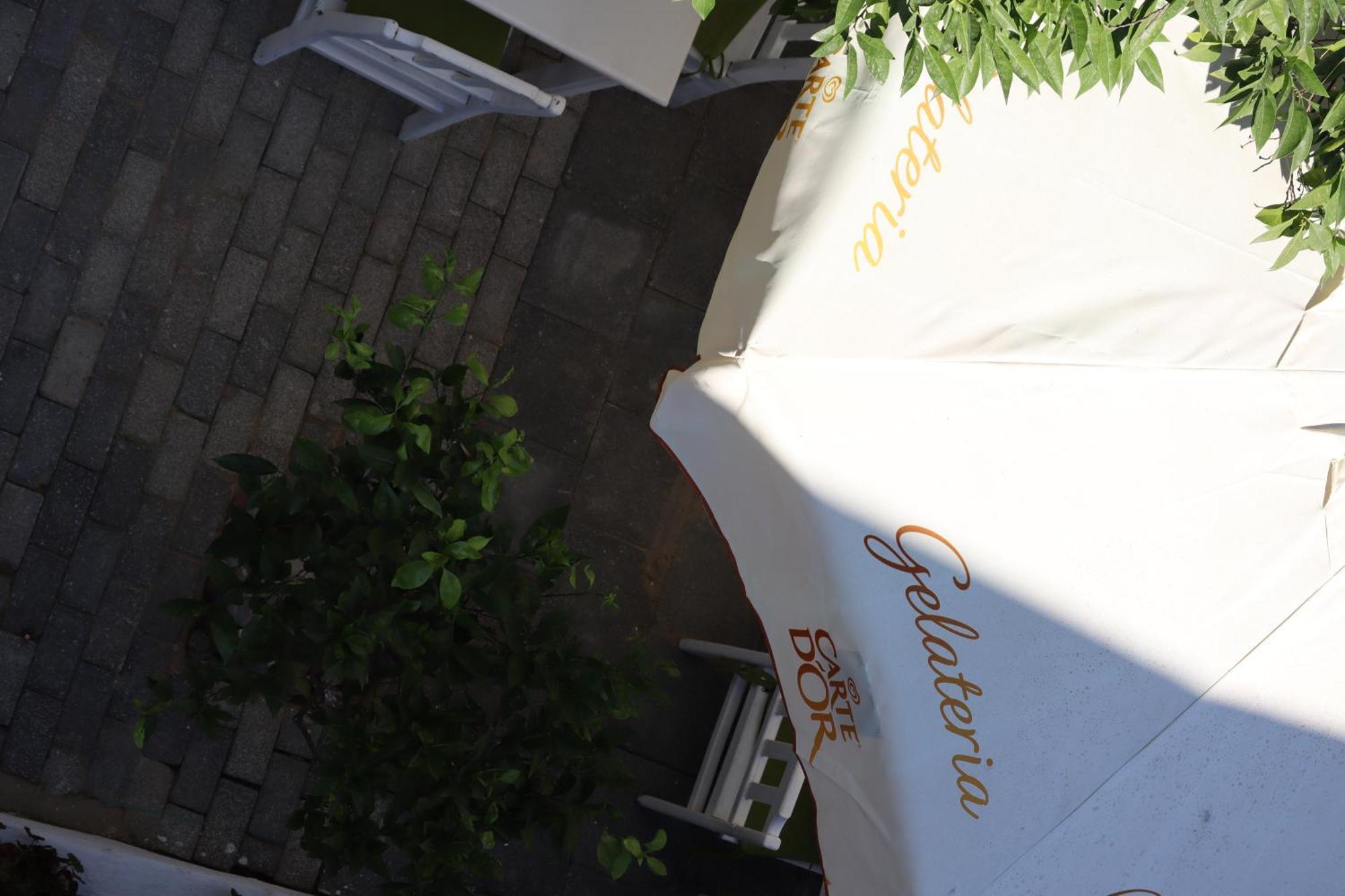 La Sorella Butik Hotel Далян Екстериор снимка