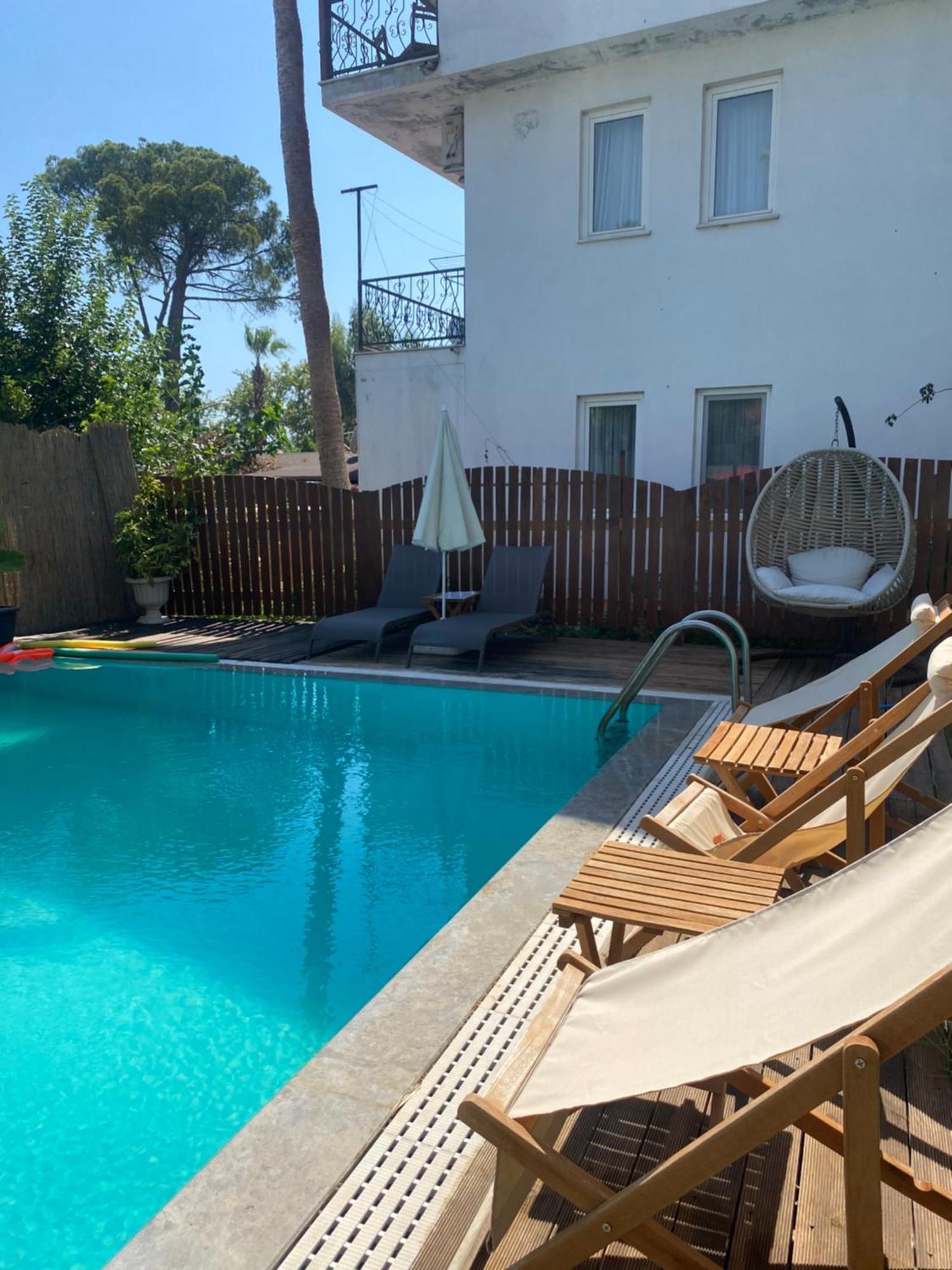 La Sorella Butik Hotel Далян Екстериор снимка