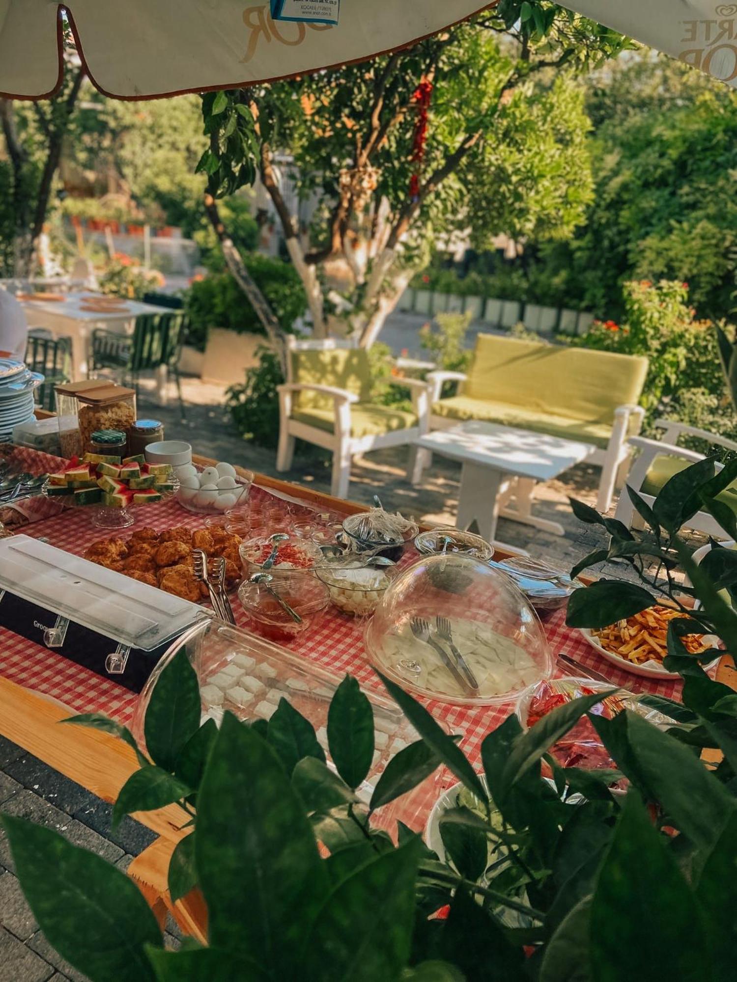 La Sorella Butik Hotel Далян Екстериор снимка