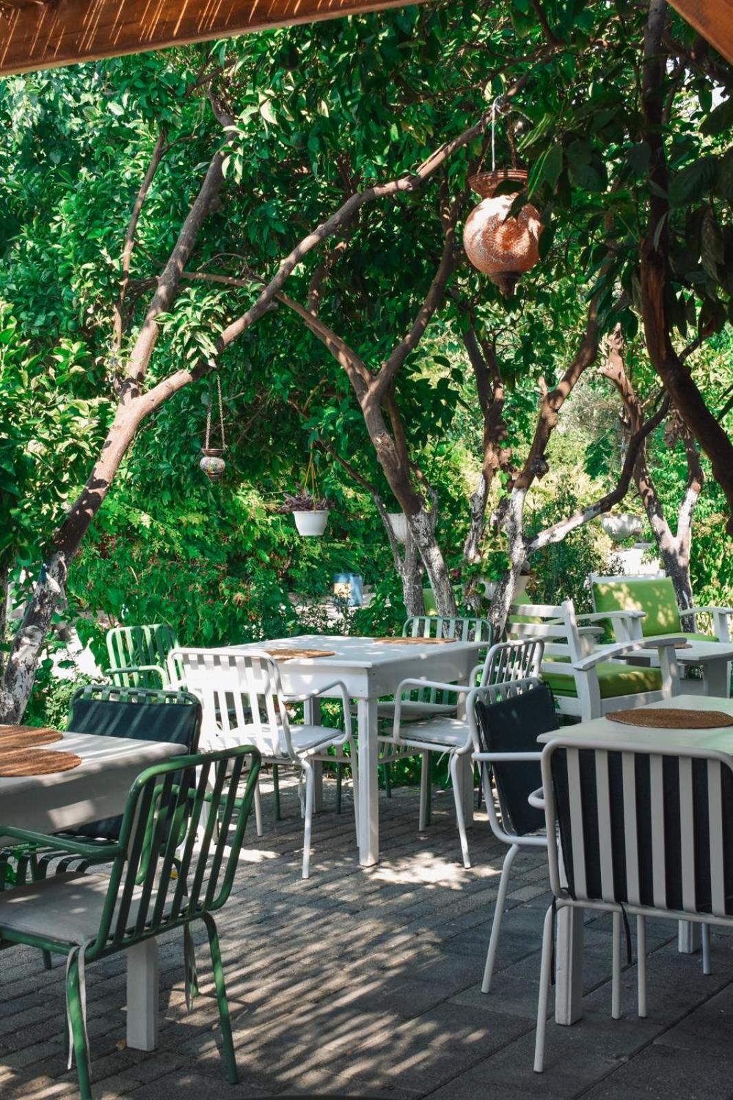 La Sorella Butik Hotel Далян Екстериор снимка