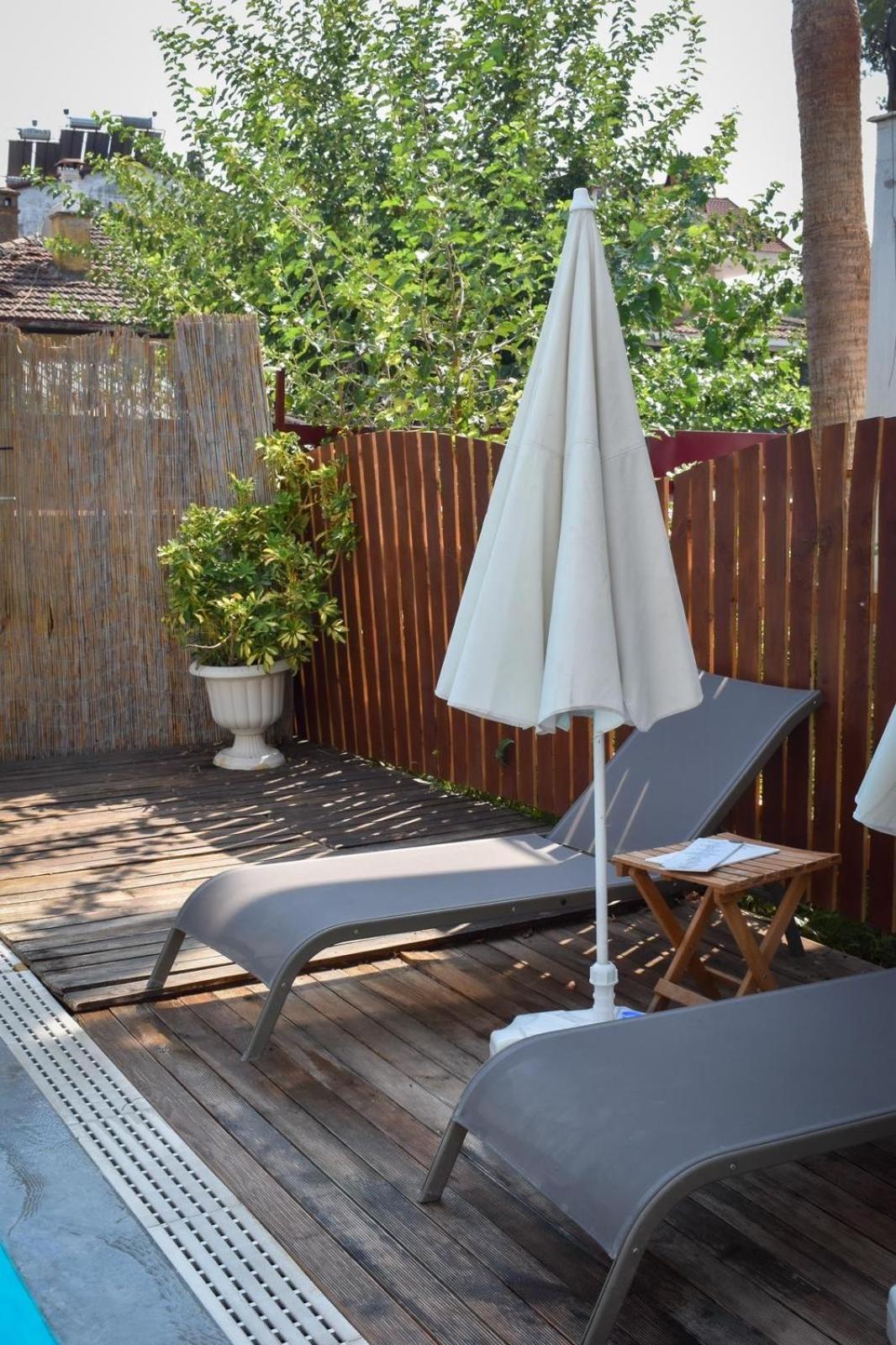 La Sorella Butik Hotel Далян Екстериор снимка
