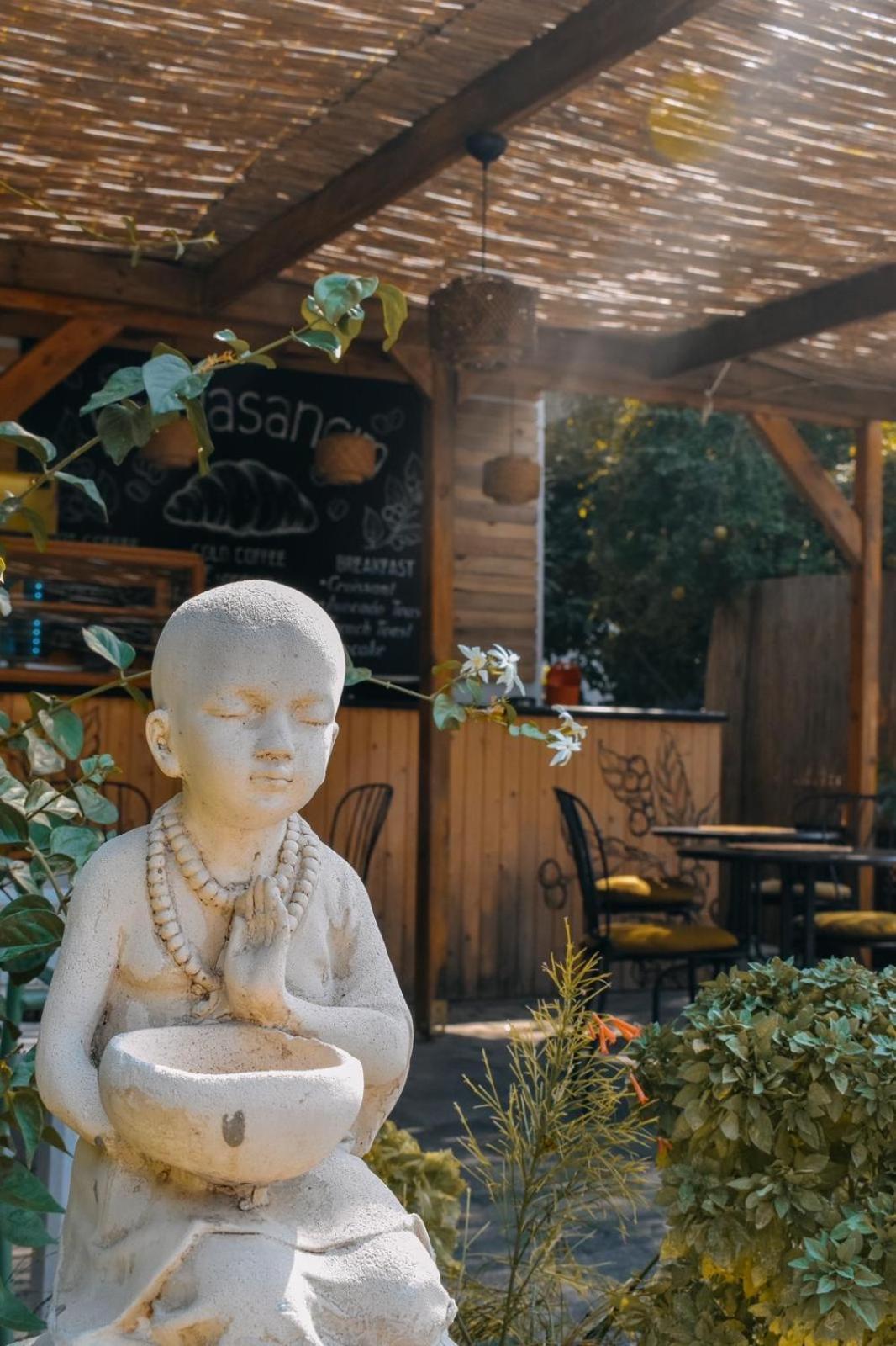 La Sorella Butik Hotel Далян Екстериор снимка