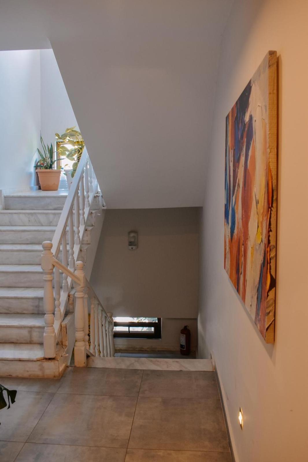 La Sorella Butik Hotel Далян Екстериор снимка