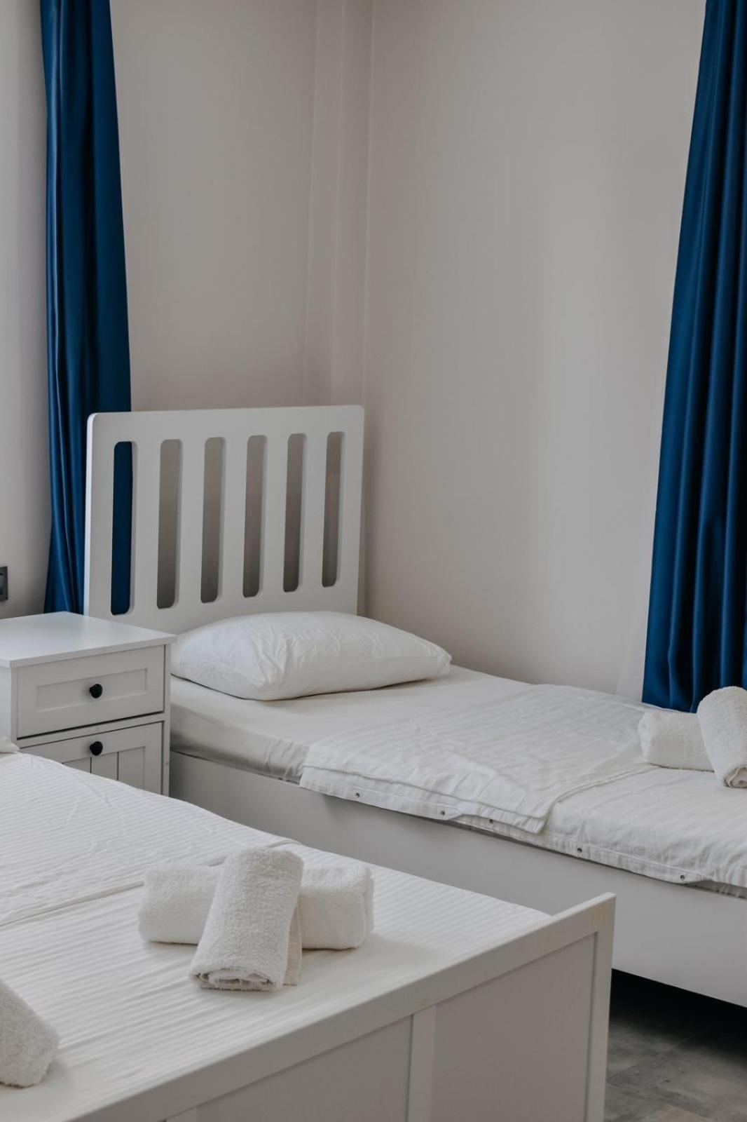 La Sorella Butik Hotel Далян Екстериор снимка